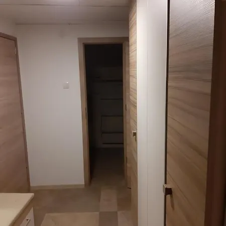 Sarlo Utcai Haz * Veszprém