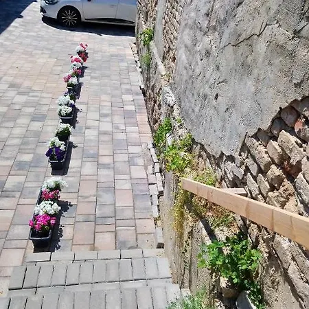 Sarlo Utcai Haz Feriehus