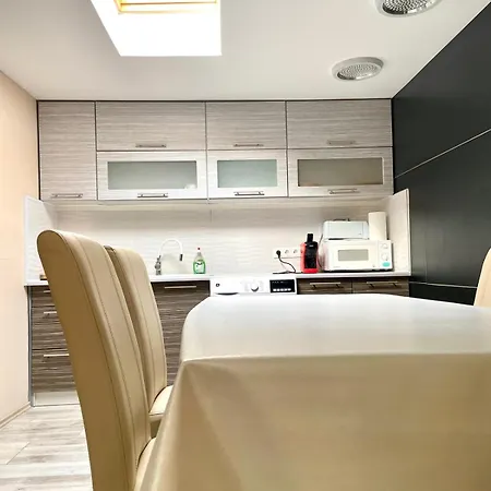 Sarlo Utcai Haz Ferienhaus Veszprém
